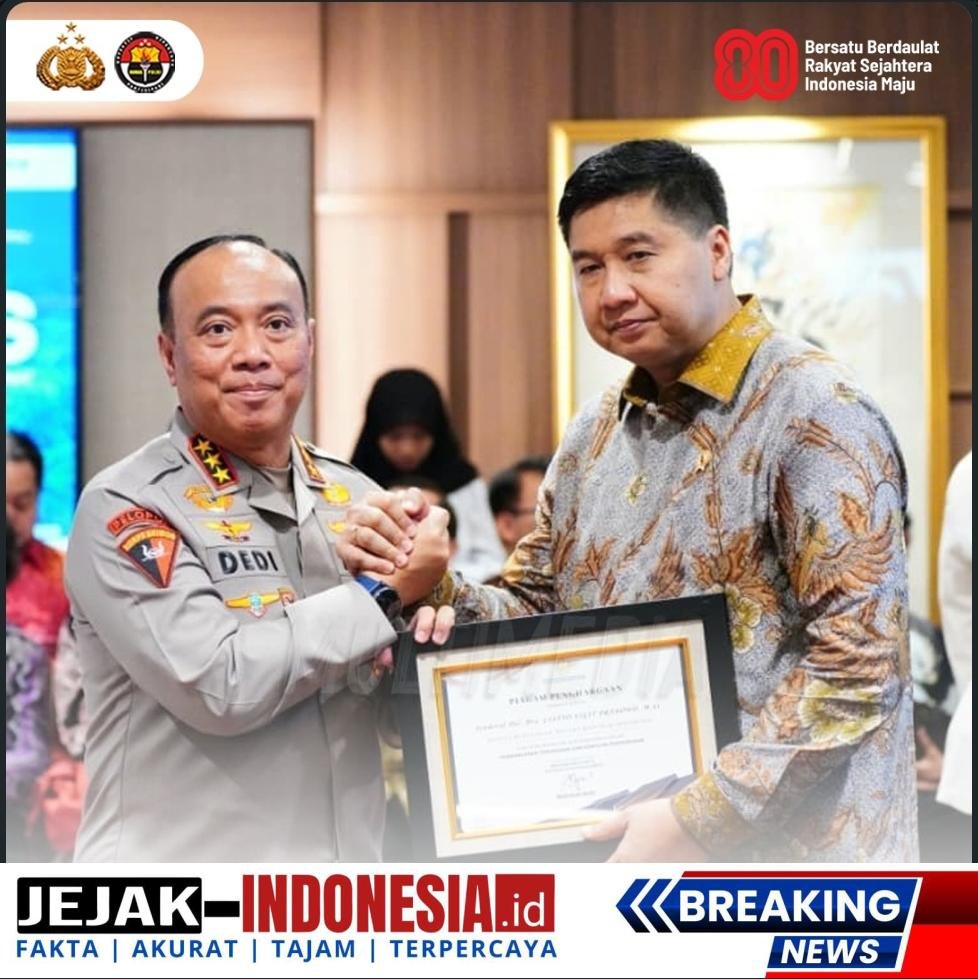 Hari Perumahan Nasional ke-17, Polri Terima Penghargaan atas Dukungan Program 3 Juta Rumah Subsidi