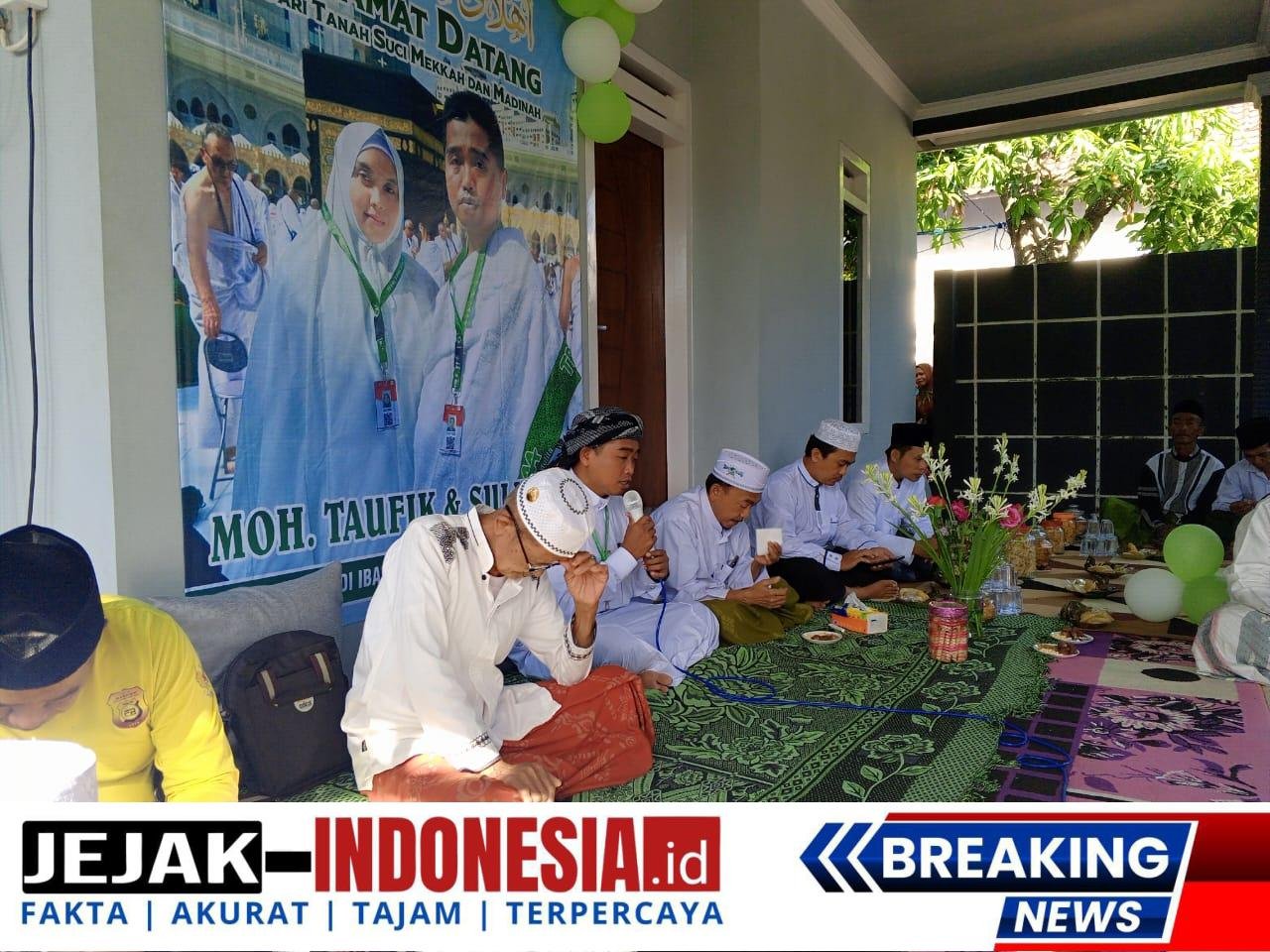 Selamat Datang Dari Tanah Suci Saudara Kami Salah Satu keluarga Besar Fars Respon