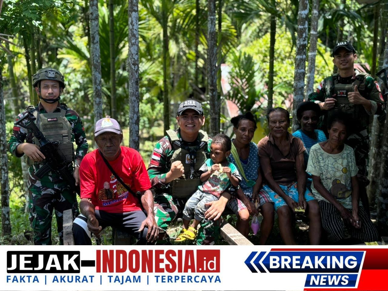 Satgas Yonif 131/Brajasakti Berikan Pelayanan Kesehatan Door to Door di Kampung Wembi