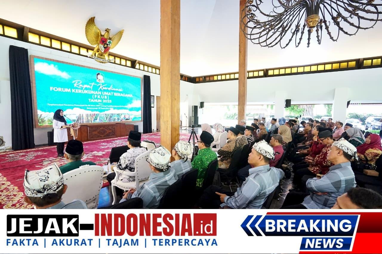 Bupati Ipuk Ajak Tokoh Agama Kuatkan Keluarga dan Jaga Kerukunan