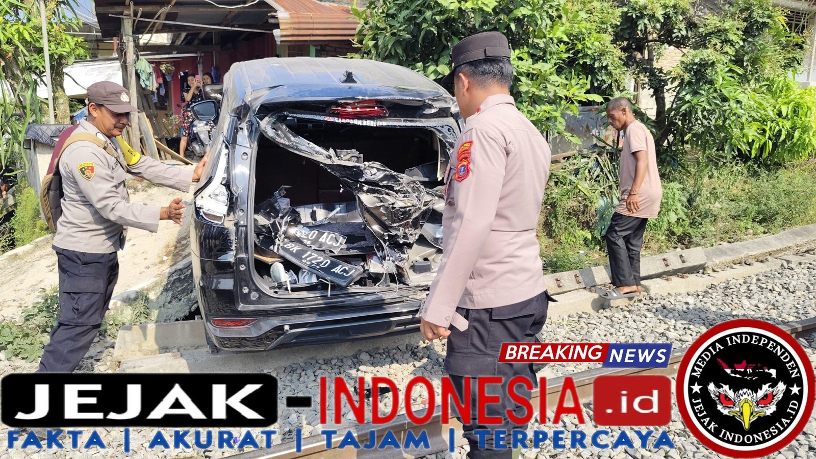 Reaksi Cepat Polres Simalungun! Kapolsek dan Tim Selamatkan 2 Korban Mobil Tertabrak Kereta di Perlintasan Liar
