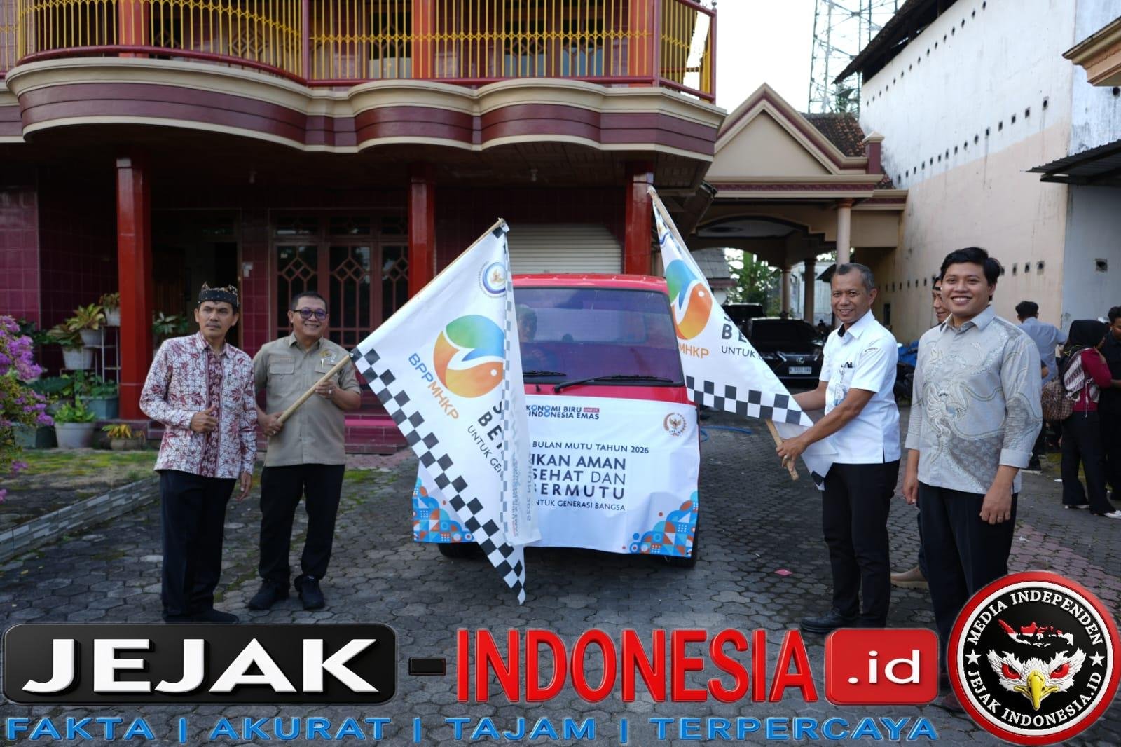 Sonny Danaparamita Bagikan 400 Paket Ikan Bermutu, Dorong Ketahanan Pangan dari Banyuwangi