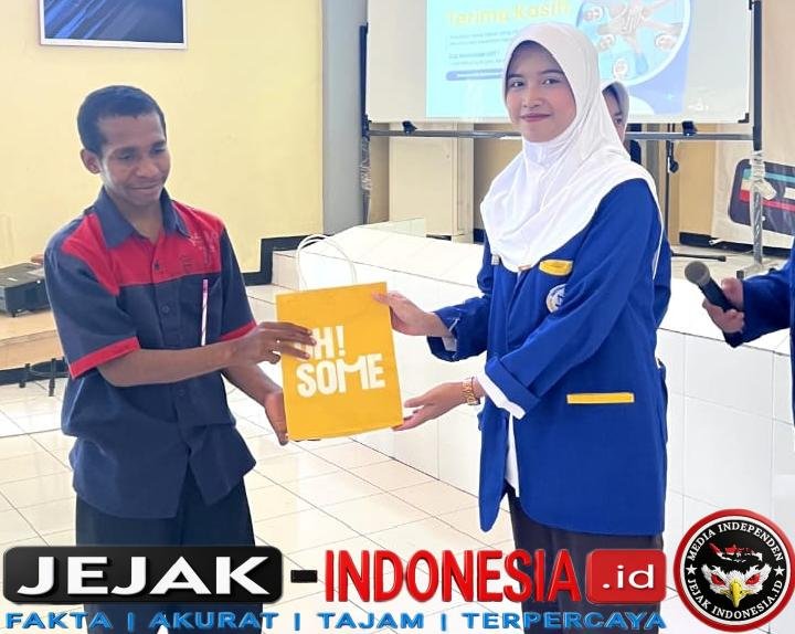 Mahasiswa Universitas Yatsi Madani Edukasi Remaja tentang Bahaya Seks Bebas di Panti Sosial Taruna Jaya 2